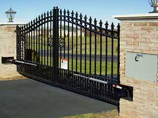 5 Signs Your Automatic Gate Needs Repair | Gate Repair University Park TX